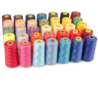 In Lager Polyesterfäden Hilos De Coser Feste Farbe gefärbt Spuniert 100% Polyestergarn 40/2 Polyester Nähfaden