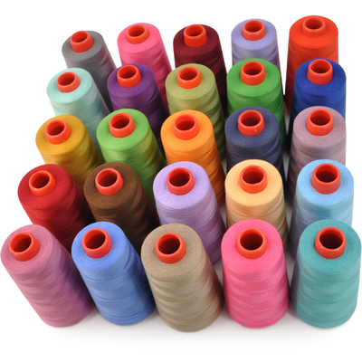 In Lager Polyesterfäden Hilos De Coser Feste Farbe gefärbt Spuniert 100% Polyestergarn 40/2 Polyester Nähfaden