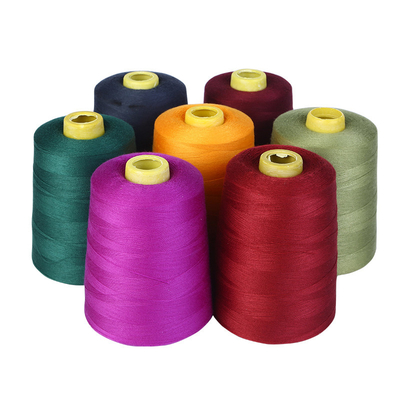 In Lager Polyesterfäden Hilos De Coser Feste Farbe gefärbt Spuniert 100% Polyestergarn 40/2 Polyester Nähfaden