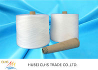 Rohes Weiß-Polyester 100% gesponnenes Garn AAA-Grad-50/2 auf Papierkegel