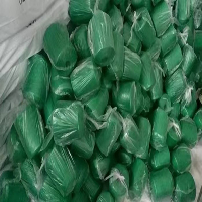 1200 Muliti Farben 40 / 2 100% Polyester Spund Garne für Polyester Nähgarne