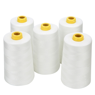 3000 Yards, 5000 Yards, 1kg 40/2 100% Kern gesponnenes Polyester Nähgarn zum Verkauf