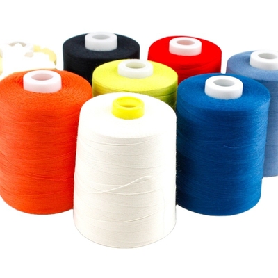 Farbige Polyester-Nähtfaden gesponnen Polyester-Nähtfäden Fabrik Großhandelspreis