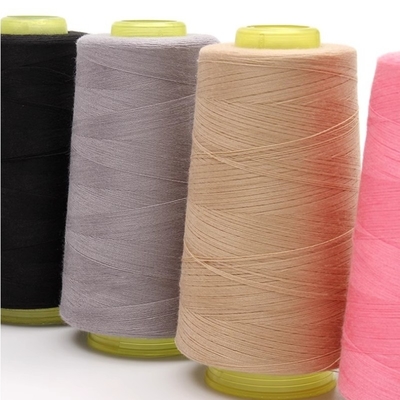 402 Spun Polyester Nähgarne Mehrfarbige Option Polyester Garne für Stoffkleidung