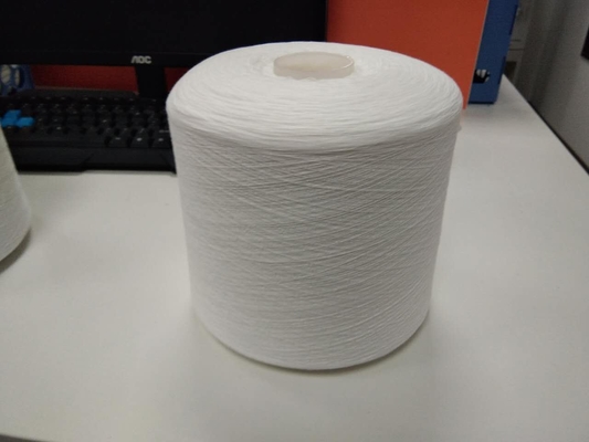 Hohe Hartnäckigkeit 62/3Semi trübt die Torsion des Polyester-Garn-Z, die für das Nähen schwindungsarm ist